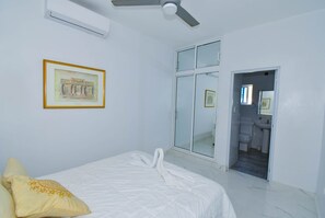2 bedrooms, in-room safe, iron/ironing board, WiFi