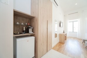 Studio Standard | Restauration dans la chambre