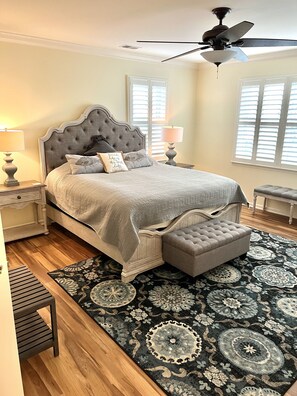 2 soverom, strykejern/-brett, wi-fi (inkludert) og sengetøy