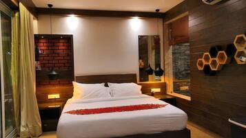 5 Schlafzimmer, Bügeleisen/Bügelbrett, WLAN, Bettwäsche