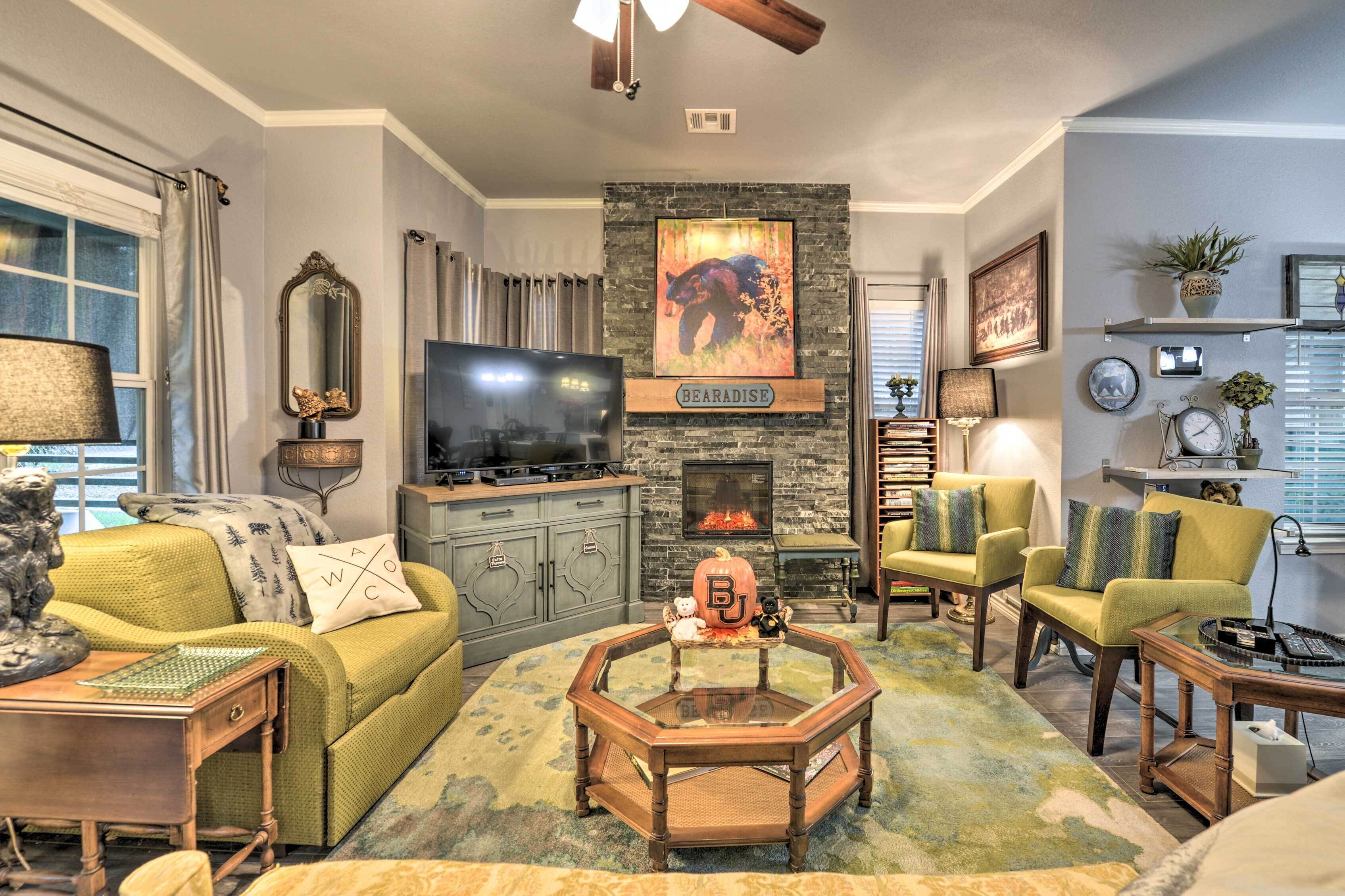 Cozy 'Bearadise Bungalow' 2 Mi to Magnolia Market!