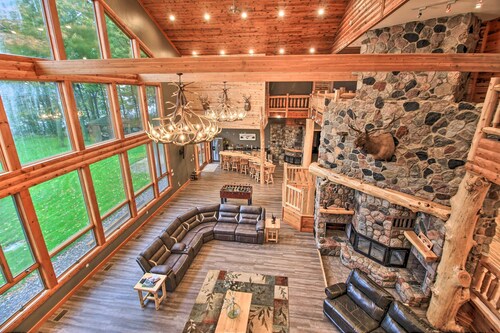 Waterfront Lake Mille Lacs Lodge w/ Deck + Grill!