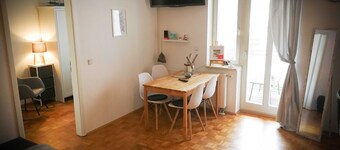 Central apartment on Uniring with balcony