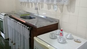 Traditional House | Private kitchen - Casa Fofa no Coração de Araras (Petrópolis)