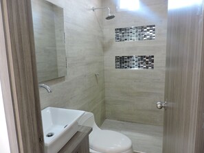 Bathroom - Apartahotel El Dorado (Santa Marta)