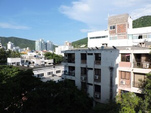 Basic-Zimmer | Blick auf die Stadt