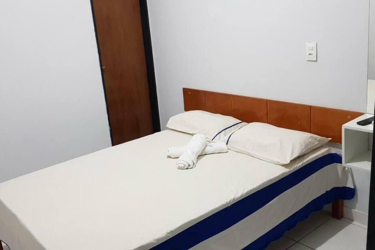 Double Room | WiFi (free), bed sheets