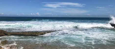 Una playa cerca