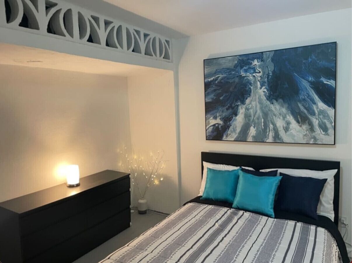 2 室のベッドルーム、デスク、アイロン / アイロン台、WiFi (無料)