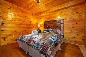 7 bedrooms, iron/ironing board, travel cot, free WiFi