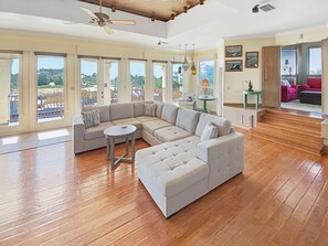 獨棟房屋, 3 間臥室 | 客廳 | 電視