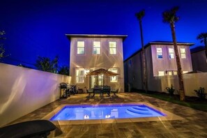 Alberca al aire libre 