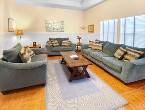 House, 4 Bedrooms | Living room - Bonaire Reef by Destin Getaways (Destin)
