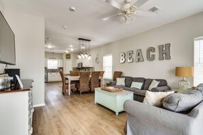 Townhome, 4 Bedrooms | Living room | TV - Blue Bonnet by Destin Getaways (Santa Rosa Beach)