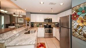 Condo, 2 Bedrooms | Private kitchen - Sterling Shores 415 - Sweet Retreat by Destin Getaways (Destin)