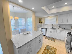 House, 3 Bedrooms | Private kitchen