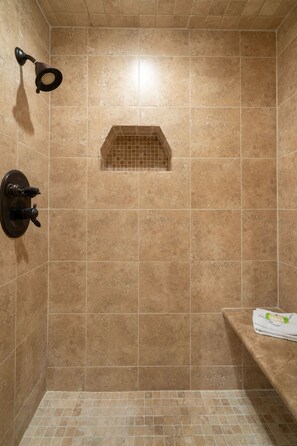 Condo, 2 Bedrooms | Bathroom | Towels