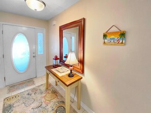Interior - Maravilla Beach House by Destin Getaways (Miramar Beach)