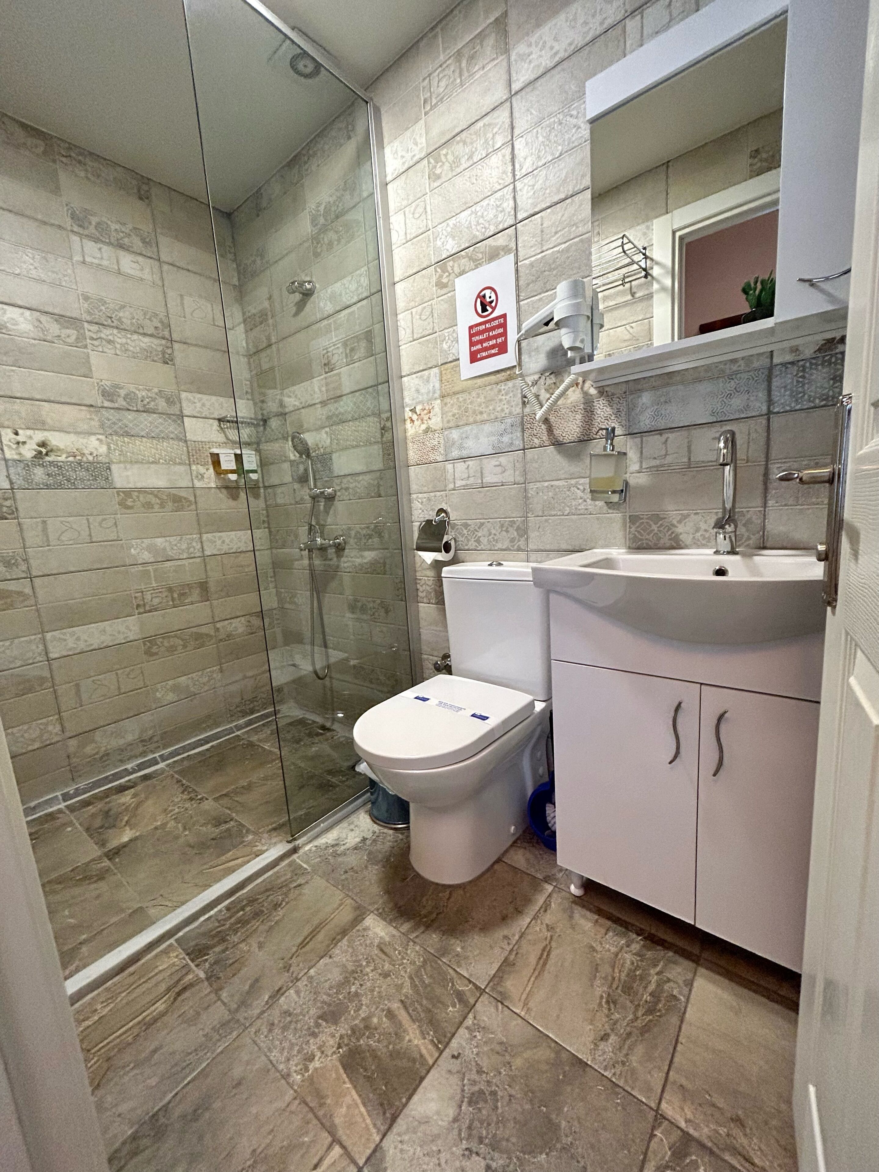 deluxe double room, 1 double bed, balcony (burgaz) | bathroom | free toiletries, hair dryer, slippers, towels