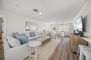 スマートテレビ