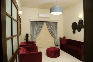 3 soverom, strykejern/-brett, wi-fi (inkludert) og sengetøy