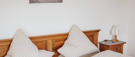 1 habitación, cuna de viaje, wifi y ropa de cama