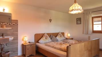 1 habitación, cuna de viaje, wifi y ropa de cama