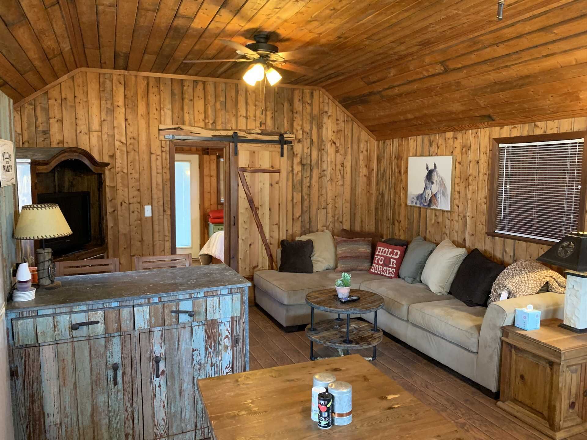 Tabasco Ranch Pony Cabin