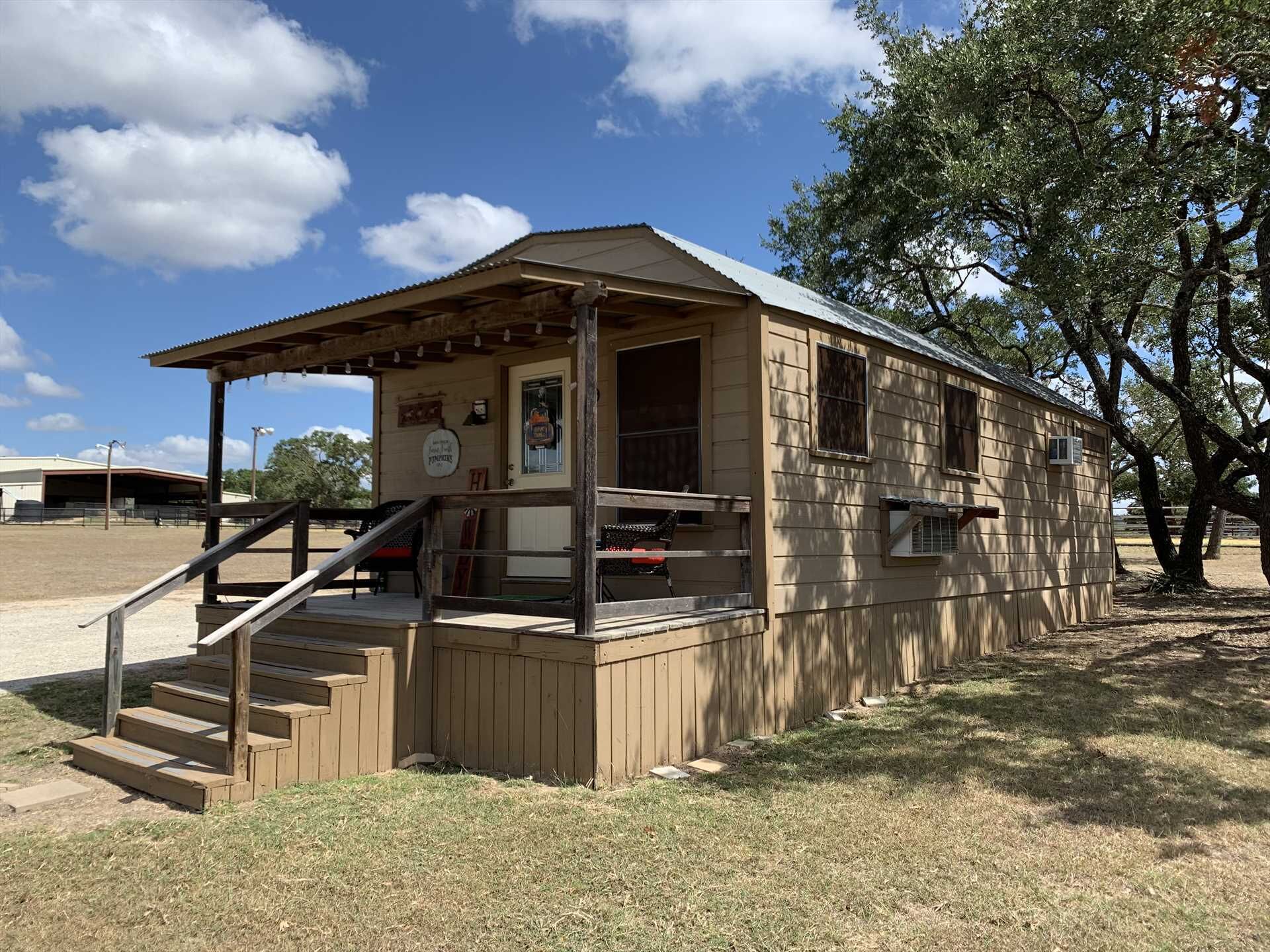 Tabasco Ranch Pony Cabin