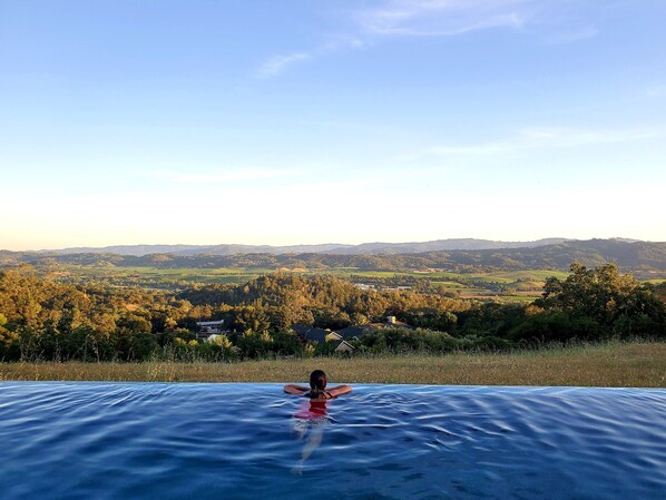 Ulkouima-allas, lämmitetty uima-allas