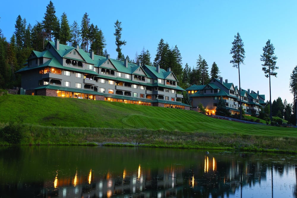 Boating, skiing, and hiking galore!