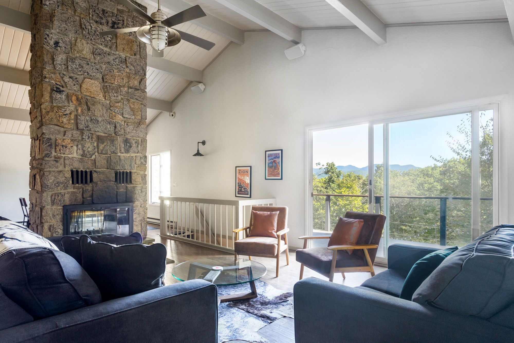 Gorgeous Villa w/ Mountain Views, pool, hot tub!