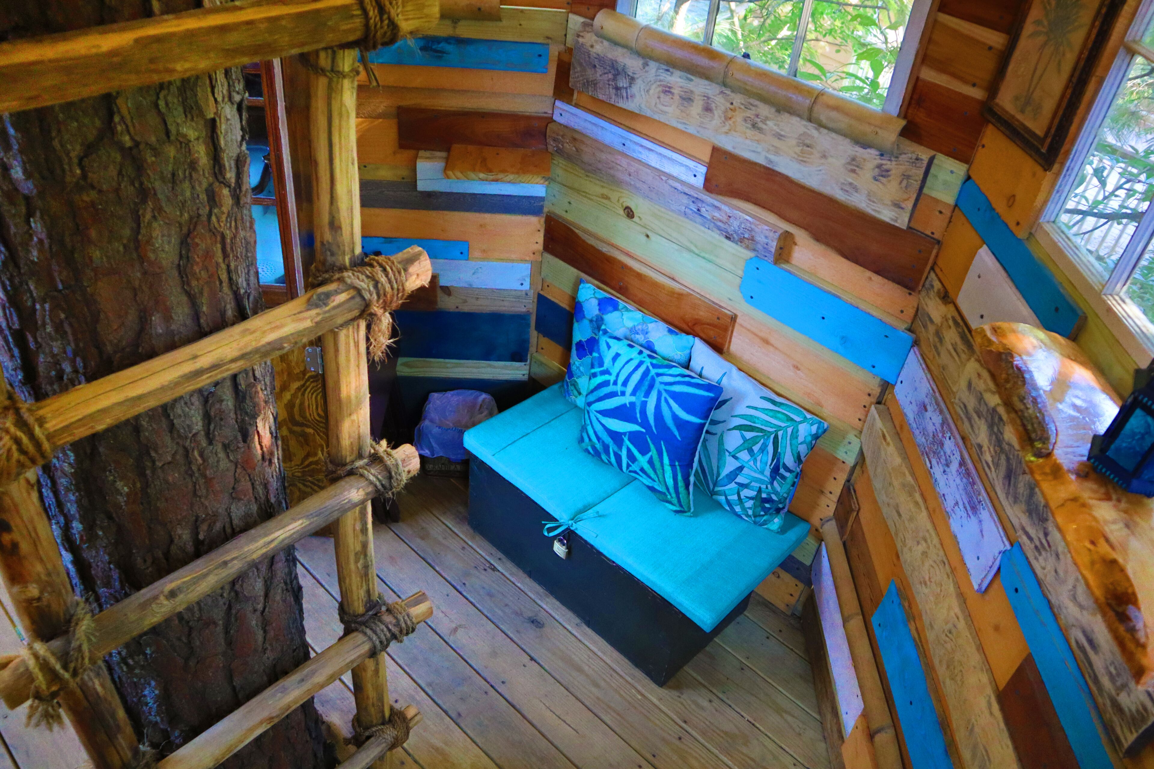 Treasure Hunt Treehouse in Metro Atlanta