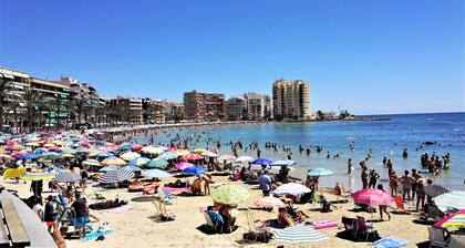 Cozy bungalow new playa Los Locos