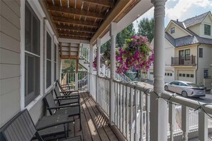 公寓, 多张床 (CHARLIE'S PLACE B) | 阳台