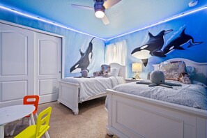 8 bedrooms, iron/ironing board, WiFi, bed sheets