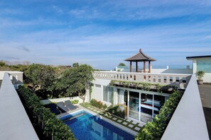 Three Bedroom Private Pool Villa | Minibar, in-room safe, desk, laptop workspace - Nunamkhalu Private Villas & Spa (Kutuh)