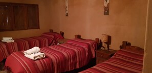 Habitación, 2 camas individuales | Ropa de cama