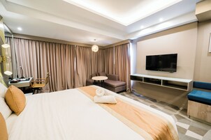 Habitación superior, 1 cama de matrimonio grande | Vistas desde la habitación
