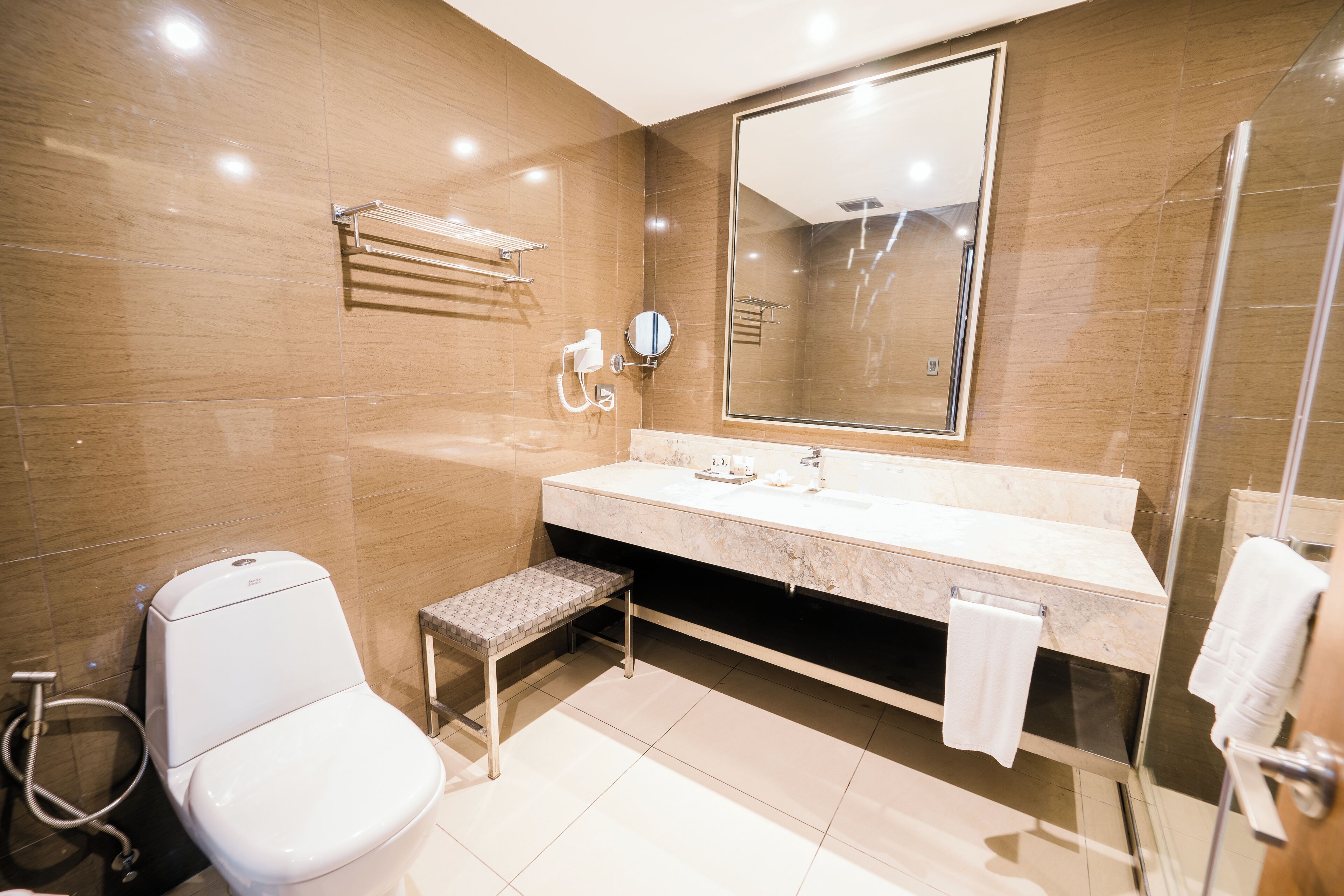 shower, free toiletries, hair dryer, slippers