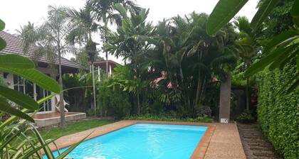 Villa Chao Koh Cottage H2 (a 100m de la Mer , moderne et tres confortable).