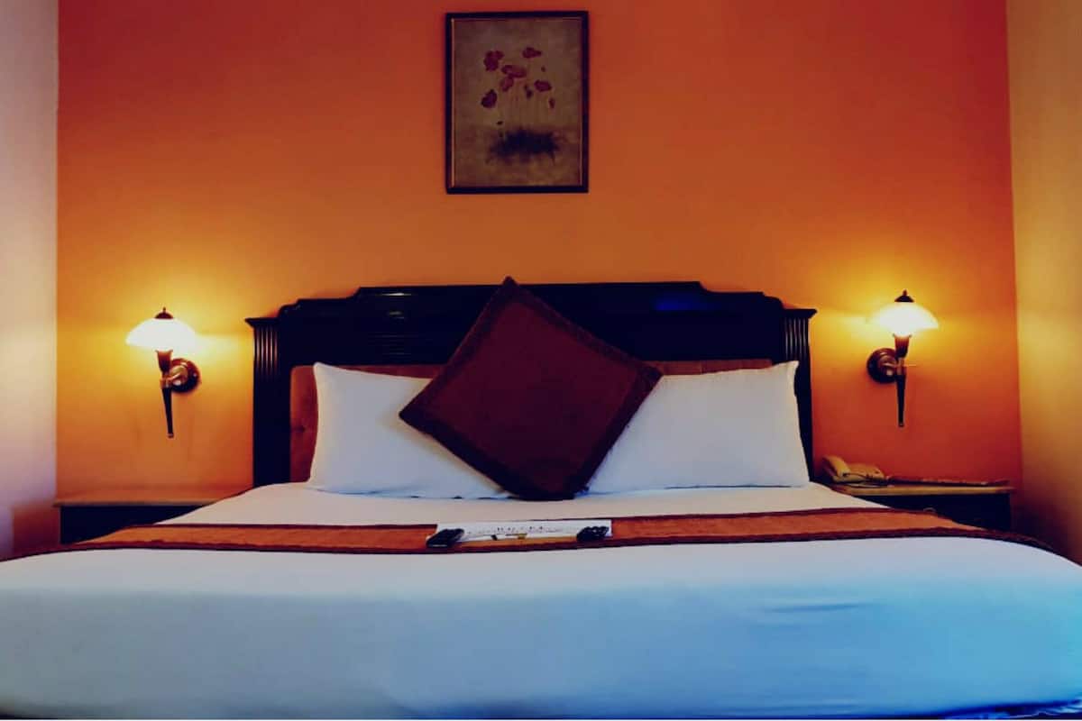 Executive kamer, 1 twee- of 2 eenpersoonsbedden | 1 slaapkamer, geluiddichte muren, gratis wifi, beddengoed