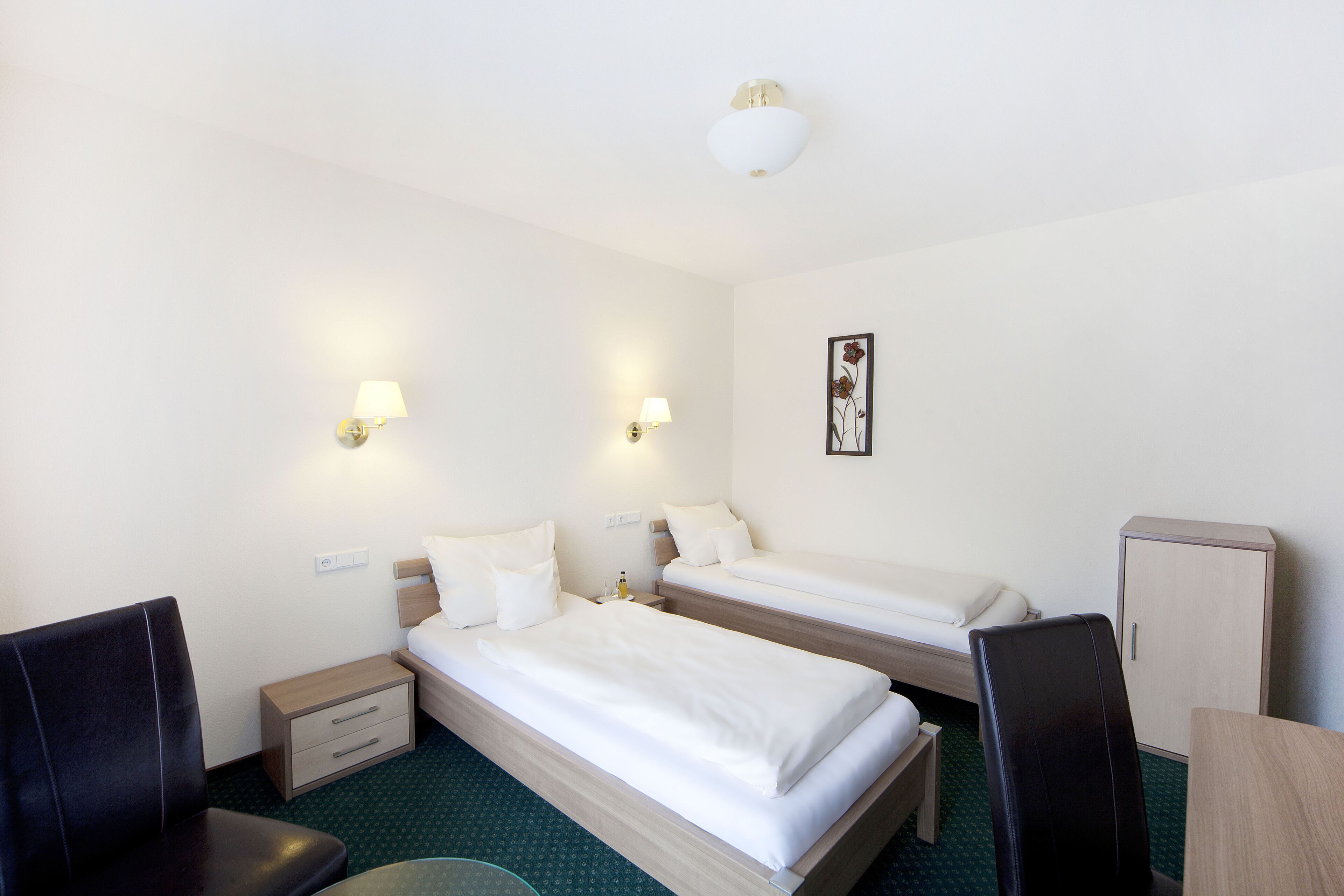 standard double room | hypo-allergenic bedding, desk, blackout curtains, soundproofing