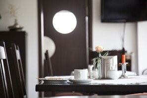 Free daily buffet breakfast  - City-Hotel Friesoythe (Friesoythe)