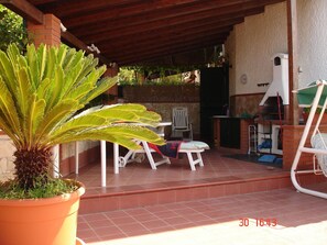 Terrace/patio - VILLA EWA - with sea view (AUGUSTA)