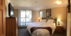 3 slaapkamers, een bureau, een strijkplank/strijkijzer, gratis wifi