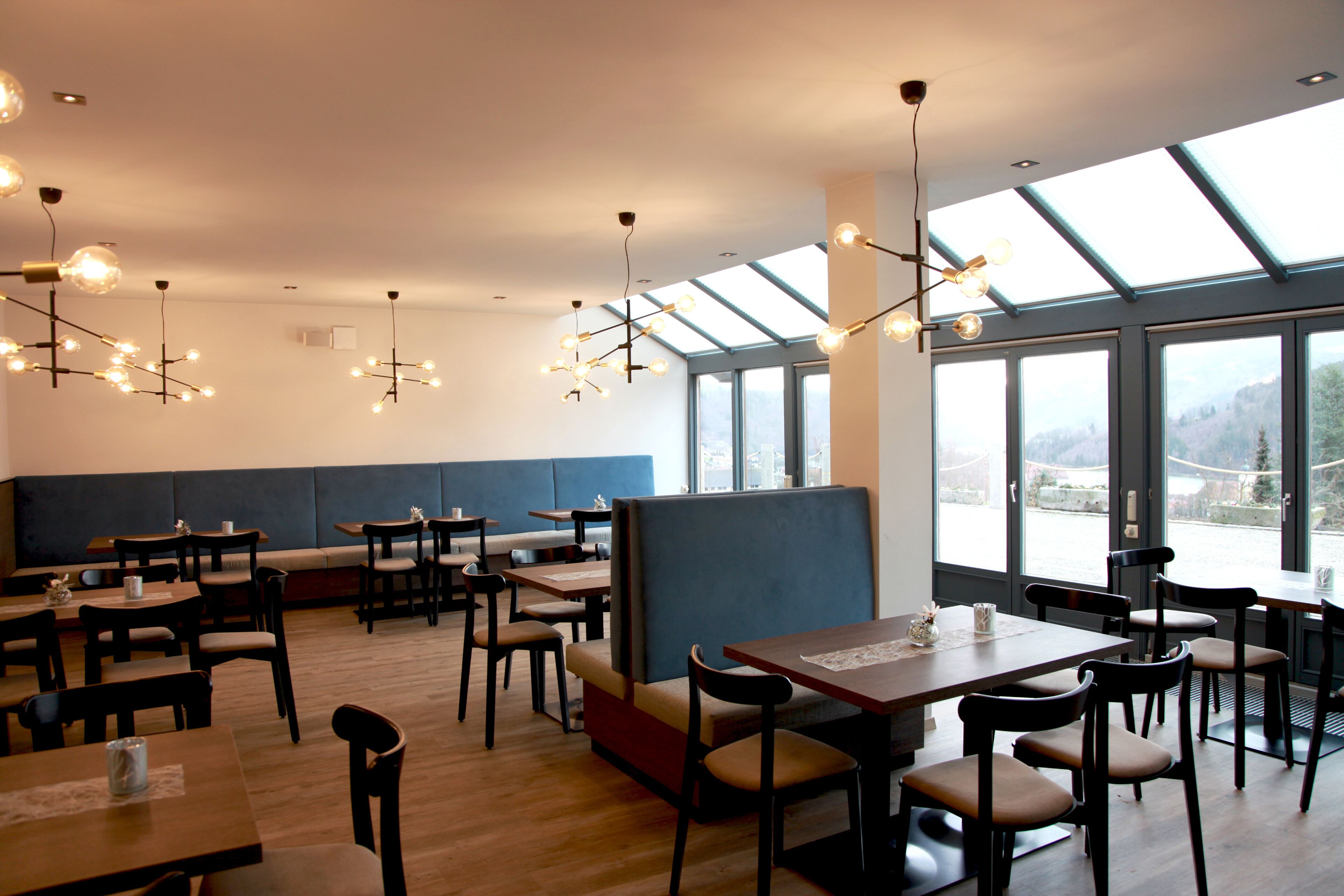 Tägliches inbegriffenes kontinentales Frühstück