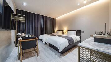 Business-Zweibettzimmer | Verdunkelungsvorhänge, schallisolierte Zimmer, kostenloses WLAN