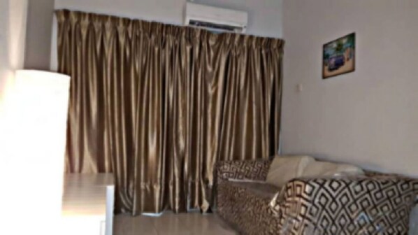 Living area - KL Desa Kepong Sentral (taman puncak desa)