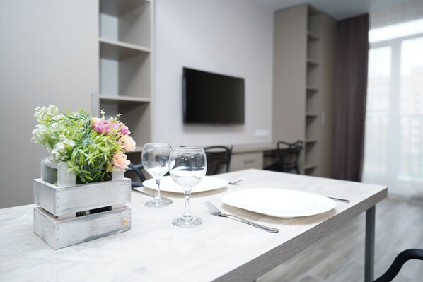 Dining - LCD "Quant" is a unique housing for the city of Kharkov. (Kharkiv)